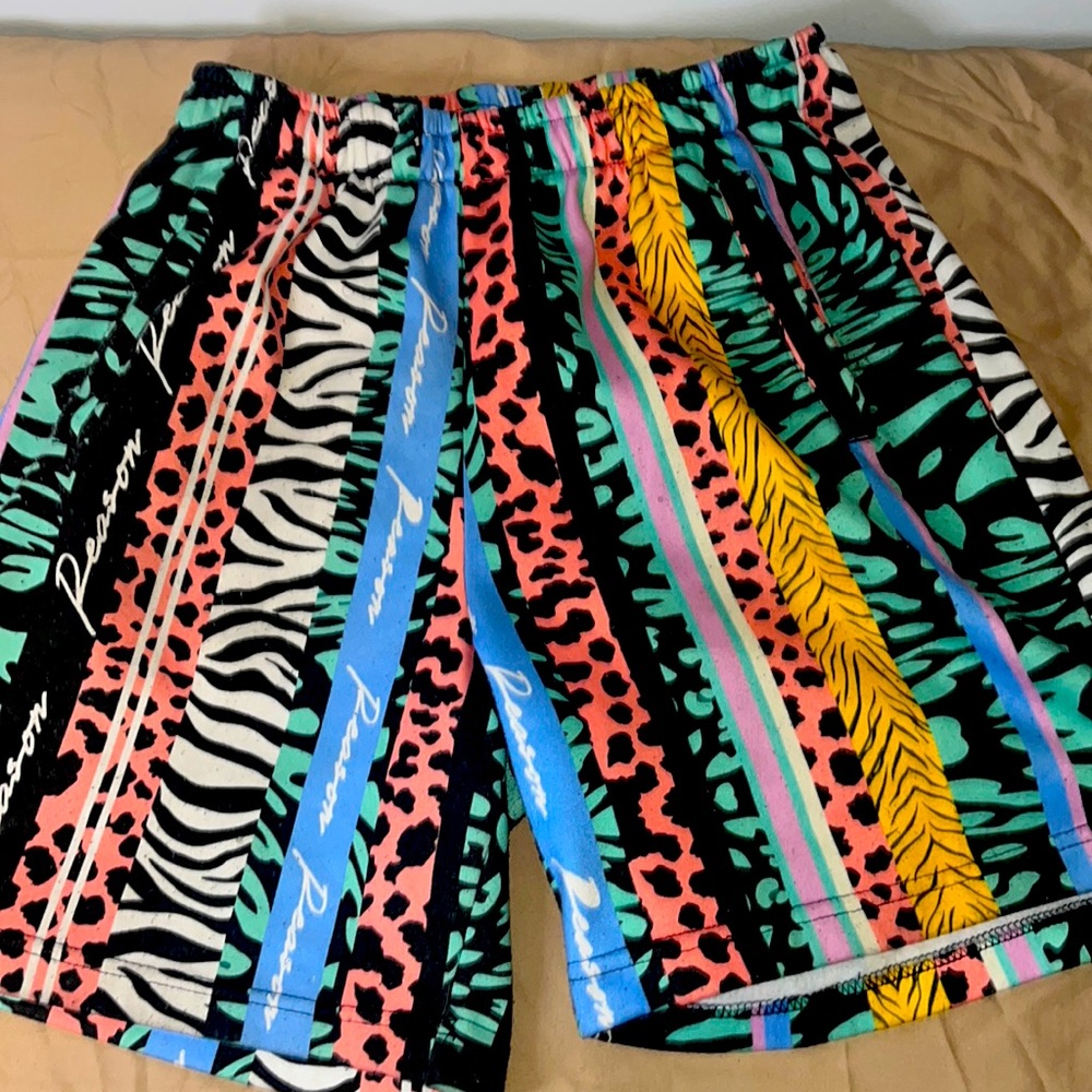 REASON SHORTS
